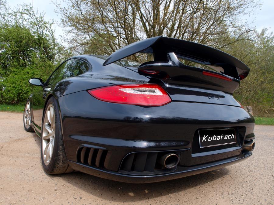  Porsche 911 GT2 by McChip-DKR 2011 года  (фото 5 из 6)
